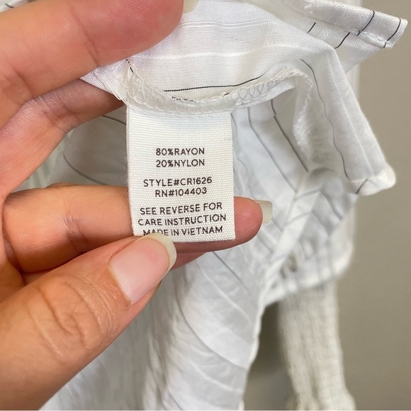 Blu Pepper Striped Smocked Cuffs Relaxed Fit Button Down Shirt White Size M - Picture 6 of 6